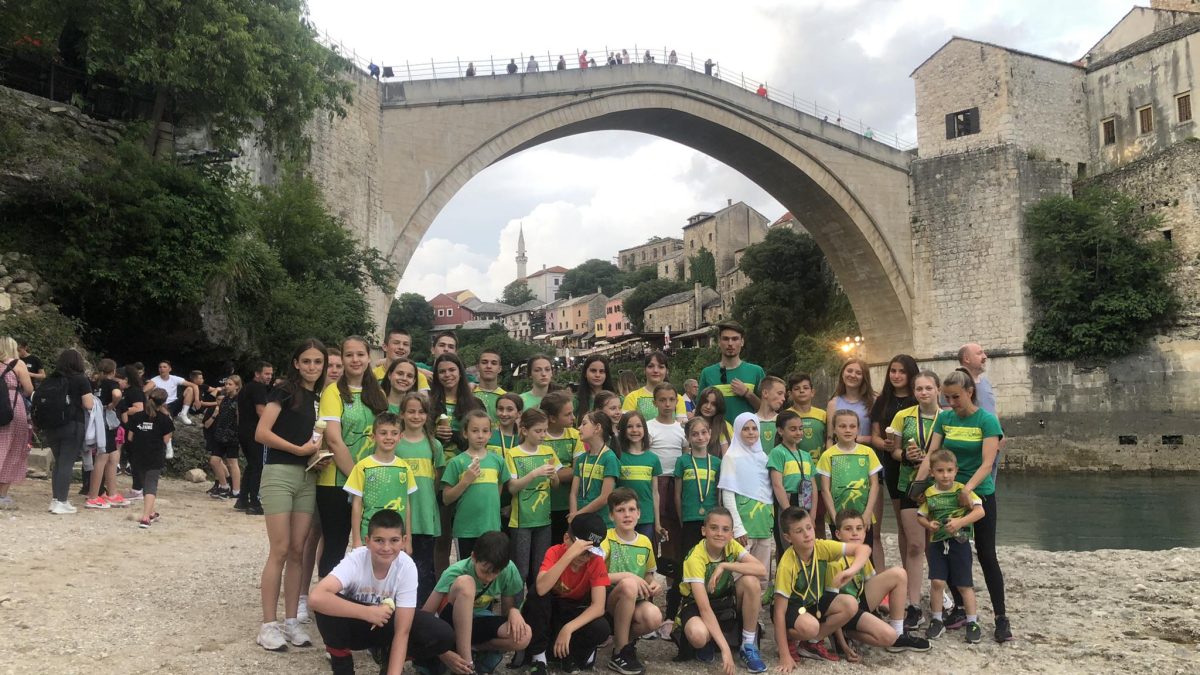 SJAJ MOSTARSKOG SUNCA I OSVOJENIH MEDALJA ZA VOGOŠĆANSKE ATLETIČARE