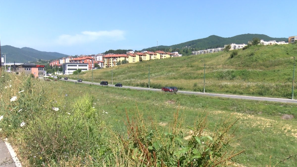 REGULACIONIM PLANOM” CENTAR- VOGOŠĆA” PLANIRANA IZGRADNJA NOVIH STAMBENO- POSLOVIH OBJEKATA I PARKING MJESTA