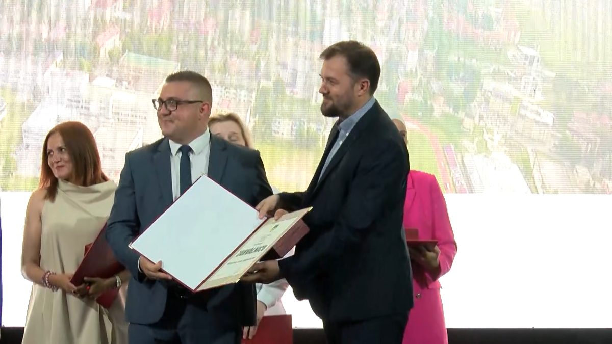 UDRUŽENJE “IZVOR DOBROČINSTVA” JEDNO OD DOBITNIKA ZAHVALNICE OPĆINE VOGOŠĆA