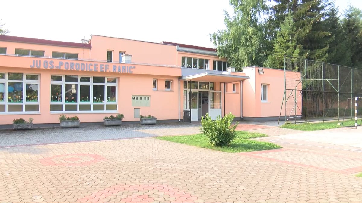 U OŠ “PORODICE EF. RAMIĆ” SVE JE SPREMNO ZA POČETAK NOVE ŠKOLSKE GODINE