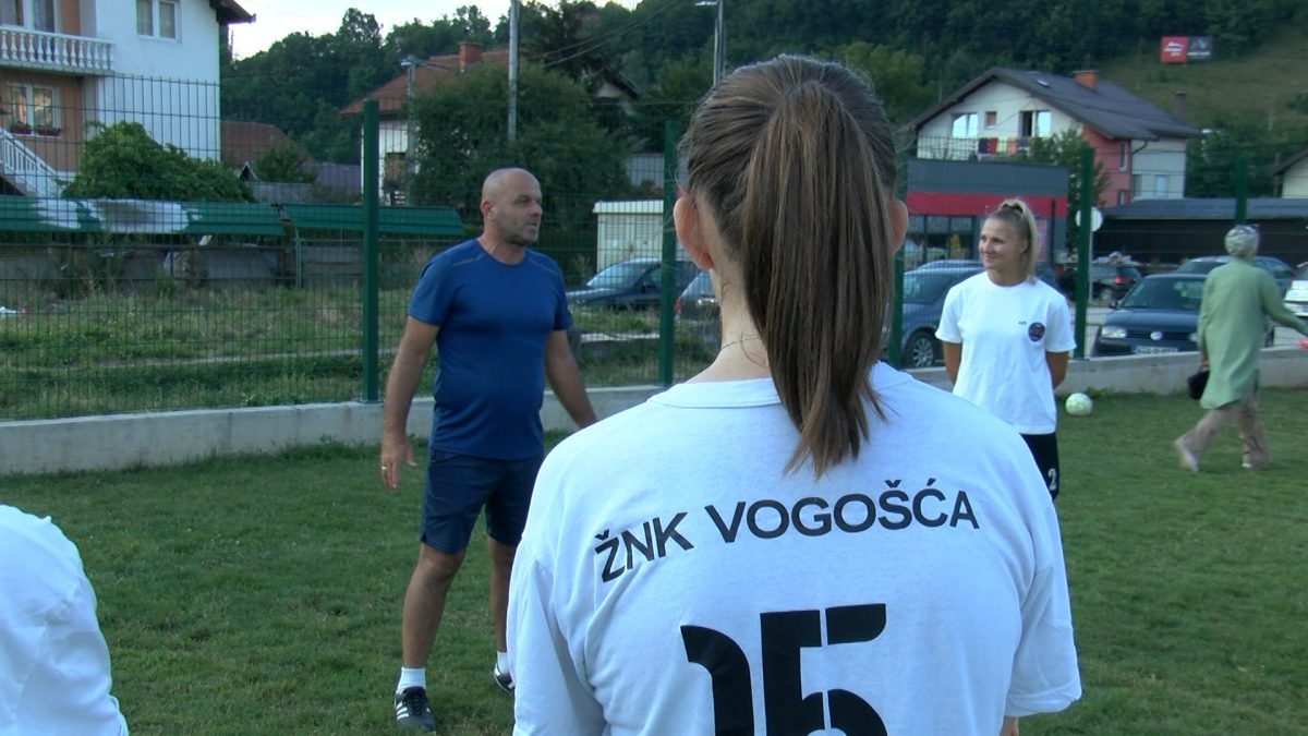 ŽENSKI FUDBAL SVE POPULARNIJI MEĐU DJEVOJČICAMA