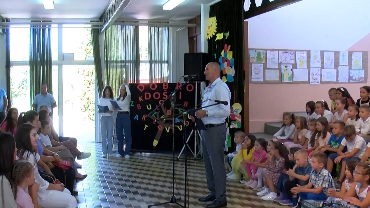 U OŠ „IZET ŠABIĆ“ ODRŽANA PRIREDBA ZA ĐAKE PRVAKE