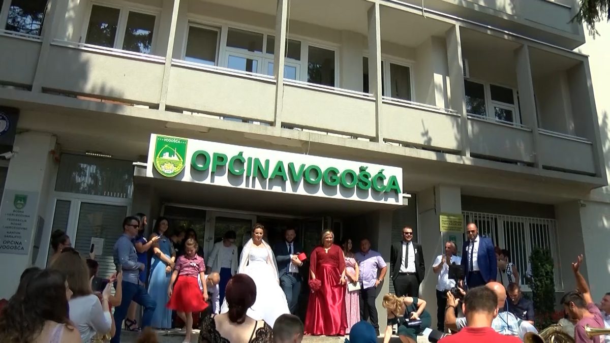 U PRVIH ŠEST MJESECI OVE GODINE U OPĆINI VOGOŠĆA SKLOPLJENO 112 BRAKOVA