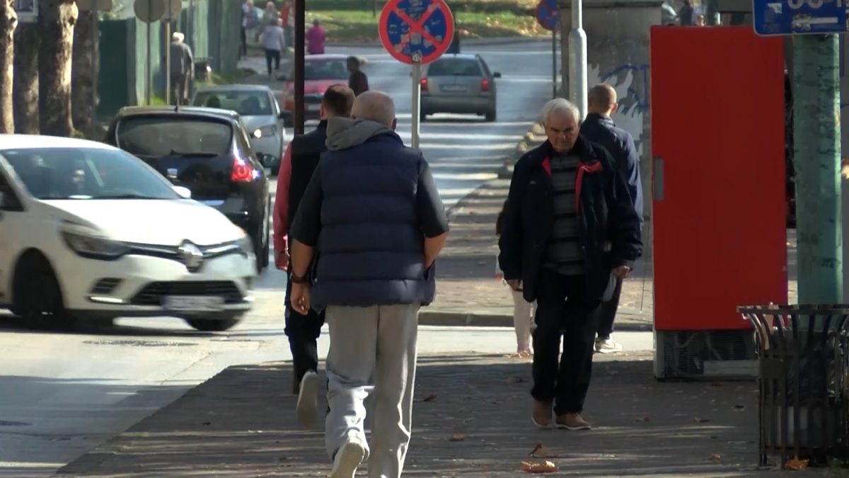 ANKETA: ŠTEDE LI NOVAC GRAĐANI VOGOŠĆE?