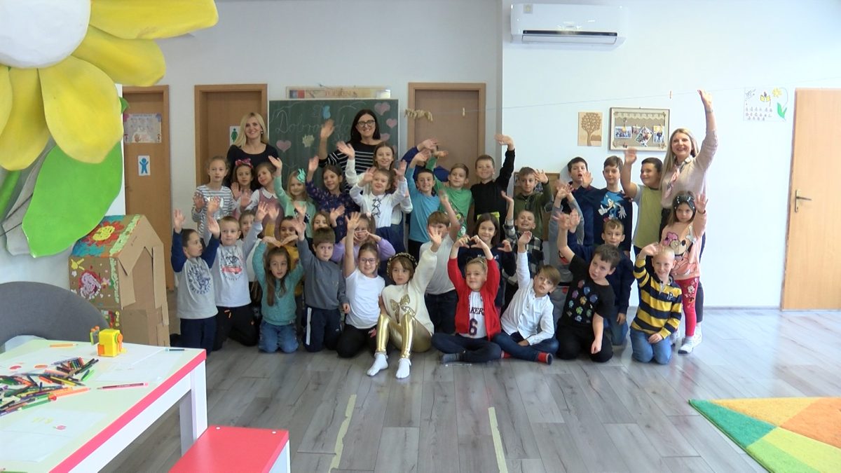 MEĐUNARODNI DAN DJETETA I DJEČIJIH PRAVA OBILJEŽEN U EDUKATIVNO KREATIVNOM CENTRU TETA PRIČALICA