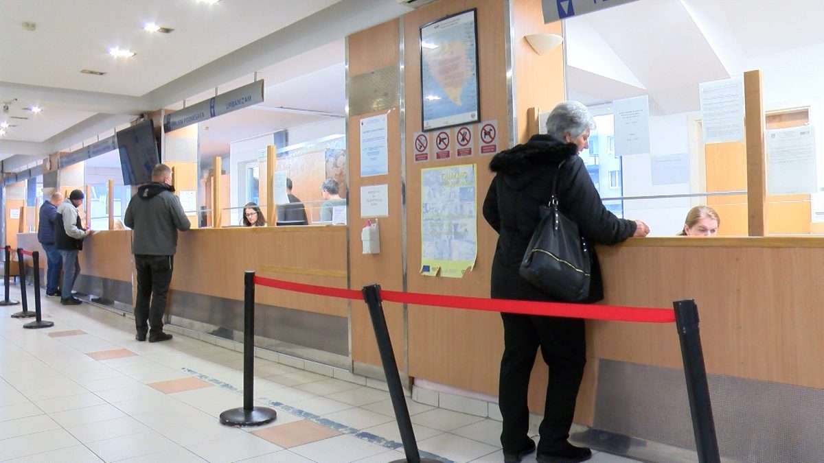PRAVO NA NOVČANU POMOĆ EVROPSKE UNIJE OSTVARILA 2.604 VOGOŠĆANSKA DOMAĆINSTVA