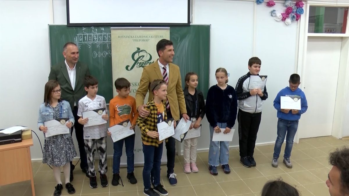 BOŠNJAČKA ZAJEDNICA KULTURE “PREPOROD” VOGOŠĆA NASTAVLJA PROJEKAT MALE ŠKOLE MATEMATIKE
