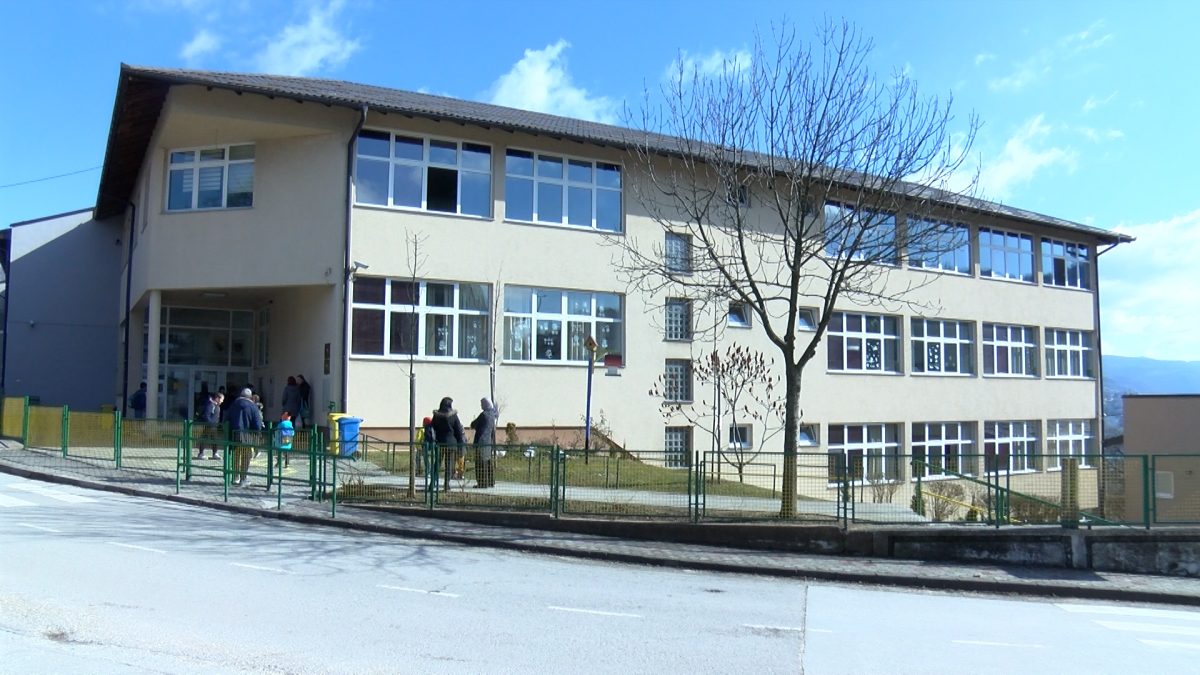 U OŠ „ZAJKO DELIĆ“ U TOKU FEBRUARSKI UPISNI ROK ZA BUDUĆE PRVAČIĆE