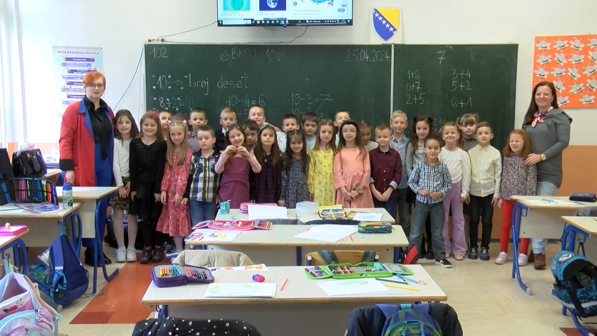 PRVAČIĆI I-1 RAZREDA OŠ „ZAHID BARUČIJA“: VESELI MALIŠANI