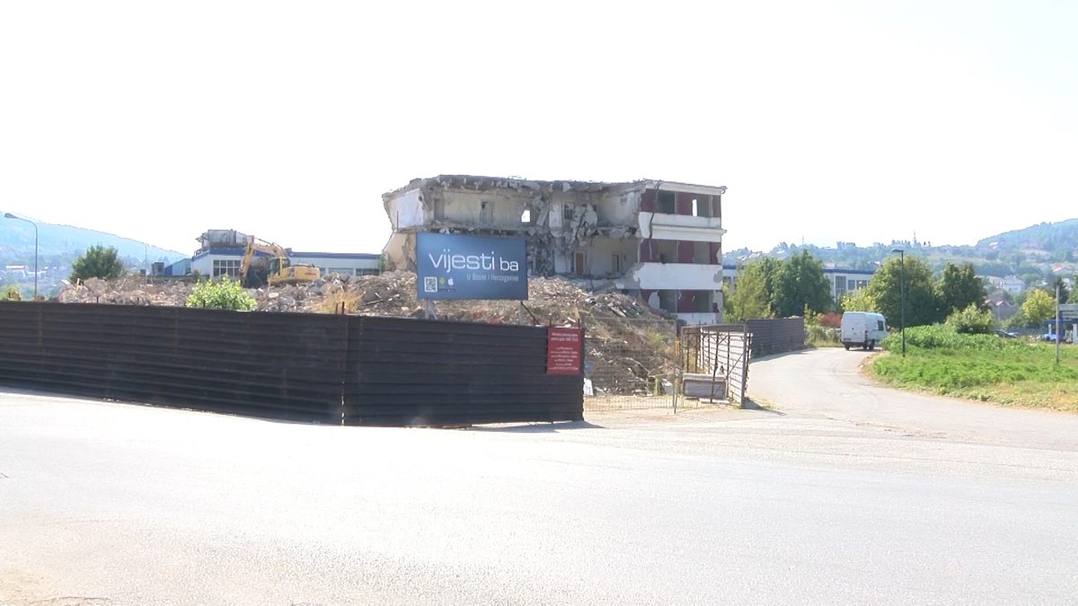 NA MJESTU STARE UNISOVE UPRAVNE ZGRADE PLANIRANA IZGRADNJA “VOGOŠĆANSKOG WEST GATE-a”