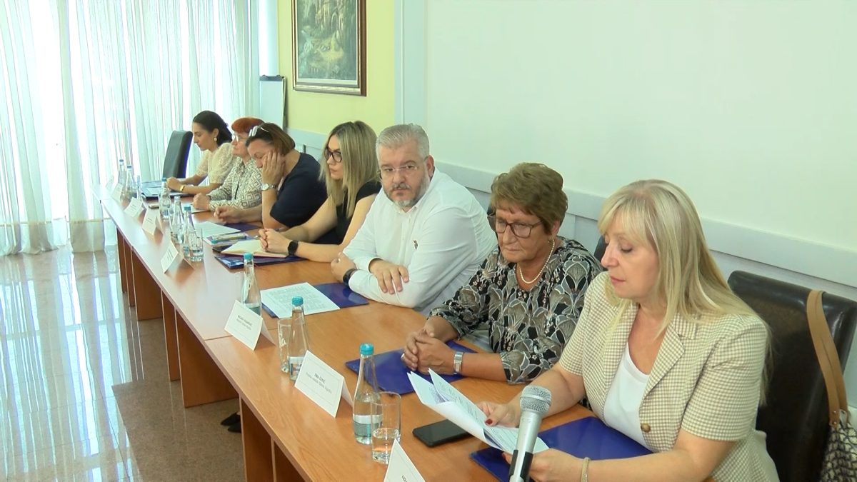 OKRUGLI STO NA TEMU “NA PUTU DO ISTINE I PRAVDE”