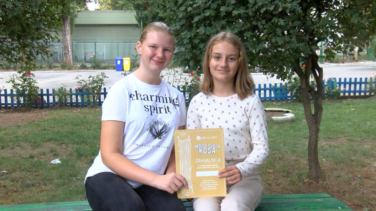 NAJBOLJE DRUGARICE LAMIJA ĐOZO I NEDŽLA GURDA DONIRALE KOSU U HUMANITARNE SVRHE