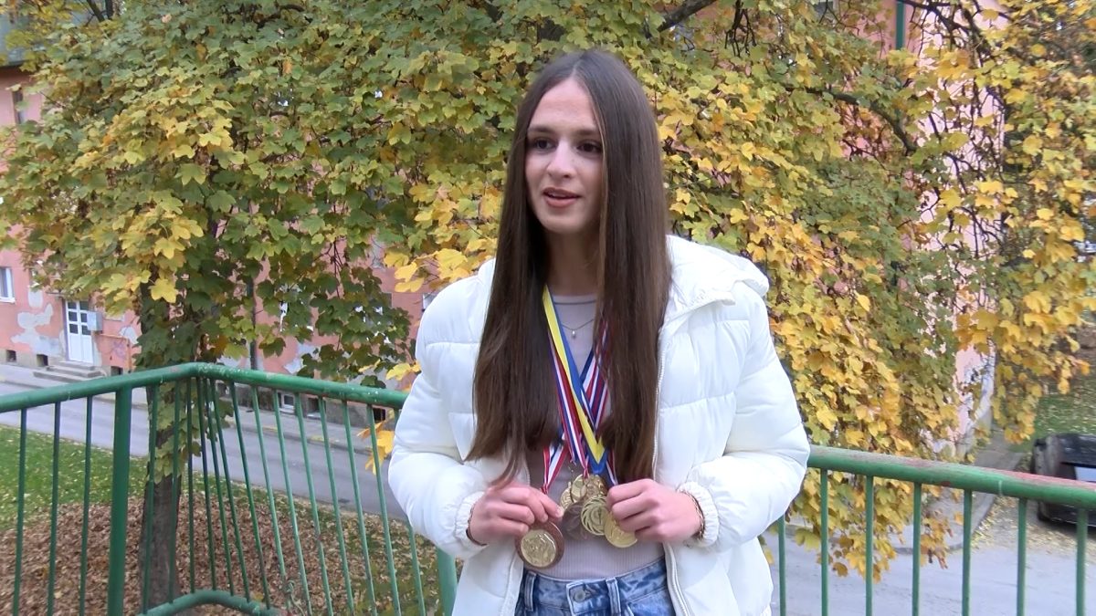 SELSEBIL SINANOVIĆ, VOGOŠĆANSKA ATLETIČARKA NAJČEŠĆE TRČI ZA ZLATO