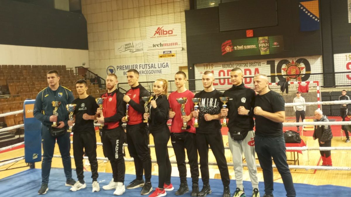 VOGOŠĆANSKI BOKSERI ZADOVOLJNI USPJESIMA U PROŠLOJ GODINI