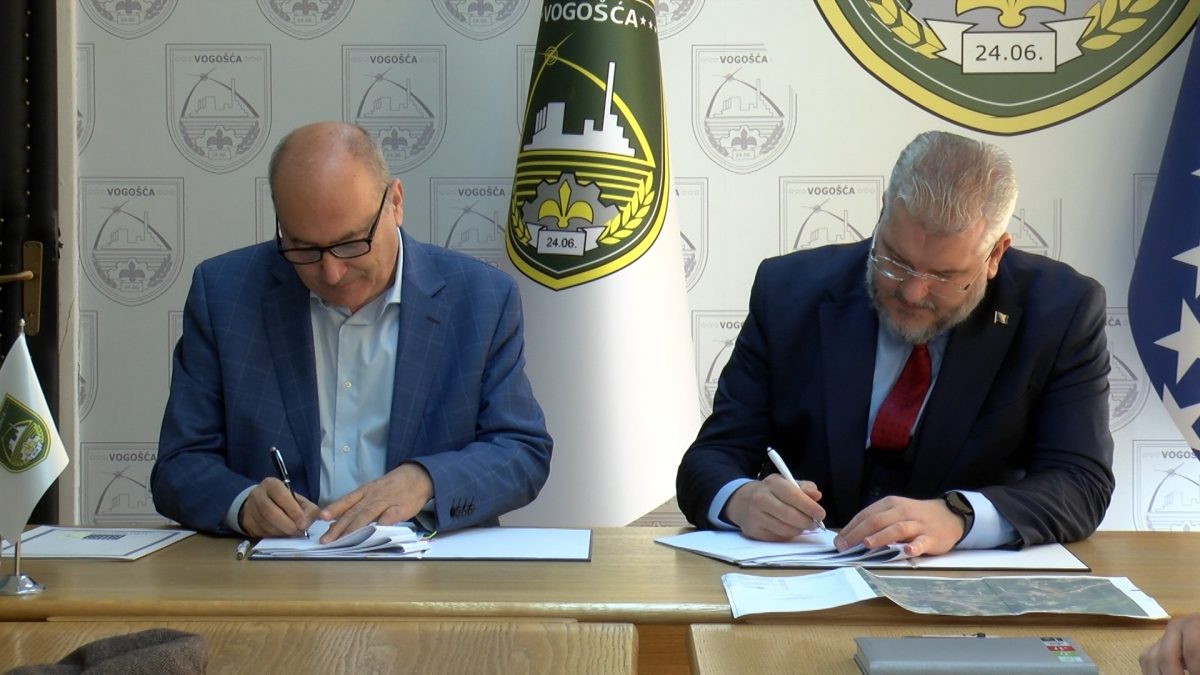 OBEZBJEĐENA SREDSTVA ZA NASTAVAK RADOVA NA VODOSNABDIJEVANJU GORNJIH ZONA NASELJA KRIVOGLAVCI I SVRAKE