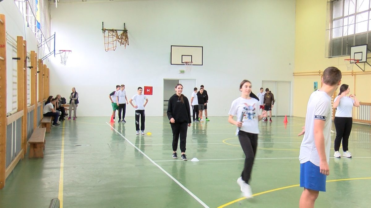 TJELOVJEŽBA I SPORT ZNAČAJNO UTIČU NA PSIHOFIZIČKI RAZVOJ DJECE
