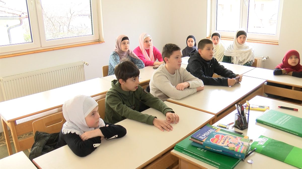 POSJETILI SMO MEKTEB NA ORAHOVOM BRIJEGU U TOKU MJESECA RAMAZANA