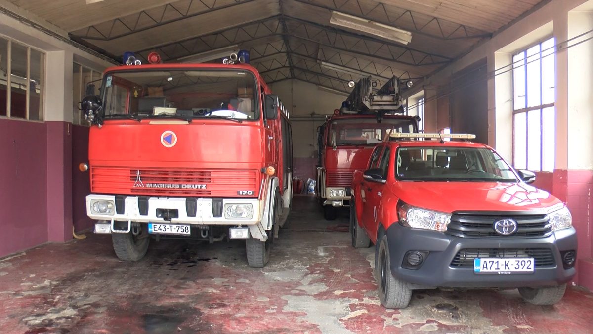 SEZONA JE PROLJETNIH POŽARA I POVEĆANOG BROJA INTERVENICIJA VATROGASACA