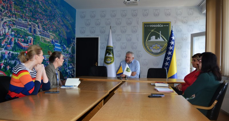 VOGOŠĆA JE ZAINTERESOVANA ZA UKLJUČIVANJE U PROJEKAT SOCIJALNOG STANOVANJA