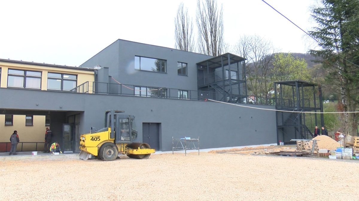 RADOVI NA DOGRADNJI OŠ “ZAHID BARUČIJA“ PRIVODE SE KRAJU, SVEČANO OTVORENJE PLANIRANO NAREDNOG MJESECA