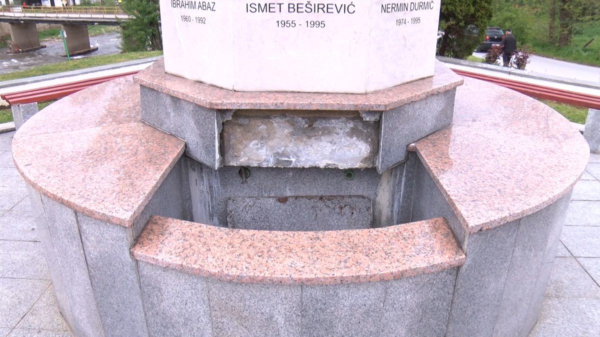 SPOMEN-OBILJEŽJE U MZ SVRAKE PONOVO NA METI VANDALA
