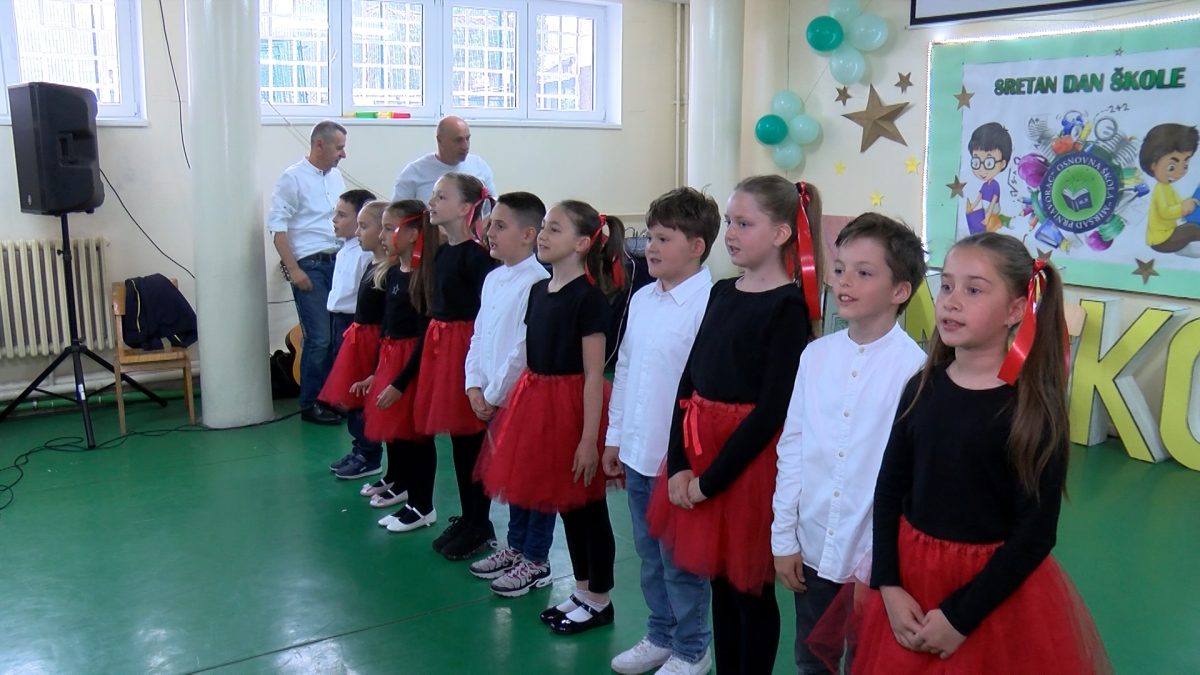 SVEČANOM PRIREDBOM OBILJEŽEN DAN OSNOVNE ŠKOLE “MIRSAD PRNJAVORAC”