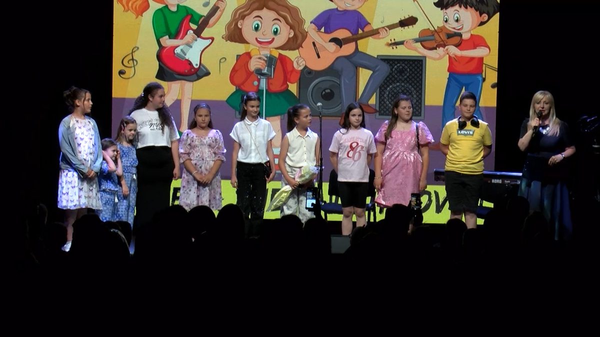 U OKVIRU MANIFESTACIJE “VOGOŠĆANSKI DANI 2025” ODRŽANO POLUFINALE TAKMIČENJA “DJECA PJEVAJU HITOVE”