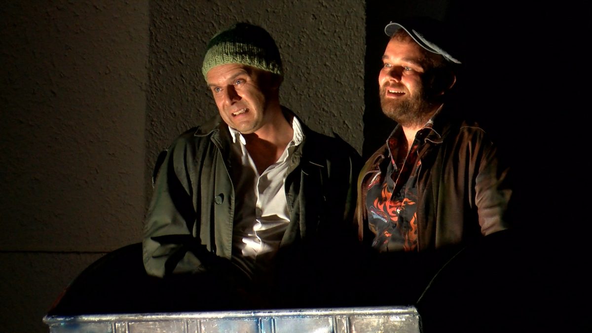 U OKVIRU MANIFESTACIJE “VOGOŠĆANSKI DANI 2025” GRAĐANI UŽIVALI U SJAJNOJ PREDSTAVI „TRI DANA”