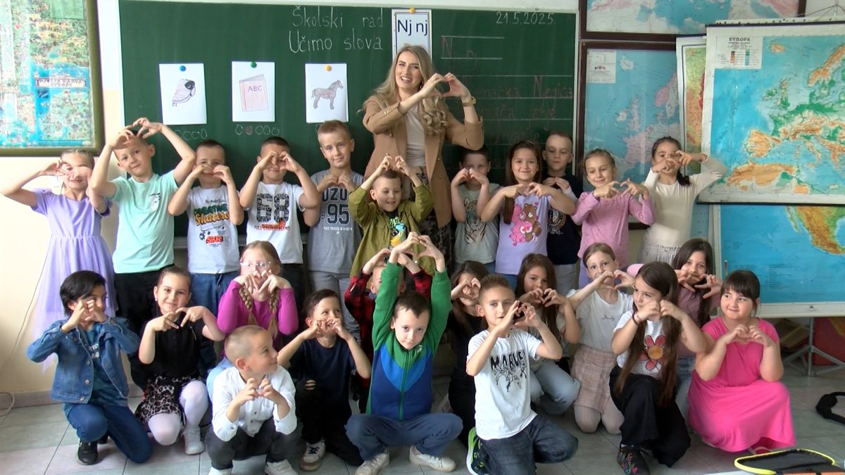 VESELI PRVAČIĆI I-4 RAZREDA OŠ “MIRSAD PRNJAVORAC ”