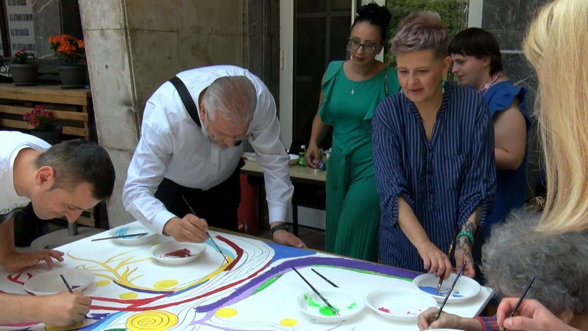 U OKVIRU VOGOŠĆANSKIH DANA REALIZOVAN JE PROGRAM POD NAZIVOM “SLIKAMO NAŠE OTISKE SA TAMAROM”