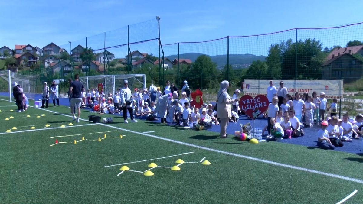 ODRŽANA REVIJA KULTURNO-UMJETNIČKOG STVARALAŠTVA DJECE PREDŠKOLSKIH USTANOVA KS POD NAZIVOM „PREDŠKOLSKI DANI“