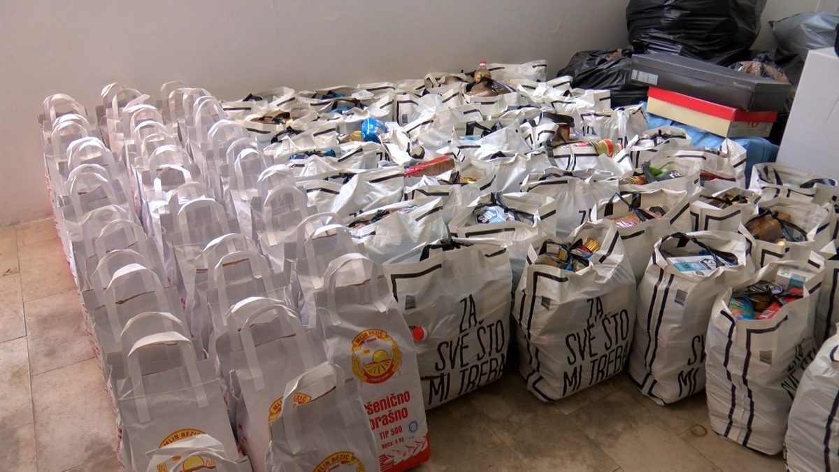 VOGOŠĆANSKI MERHAMET SVOJE KORISNIKE OBRADOVAO BAJRAMSKIM PAKETIMA