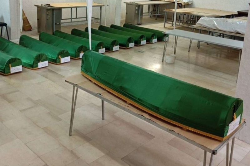 SUTRA IZ VISOKOG POLAZE TABUTI SA IMENIMA 11 IDENTIFIKOVANIH POSMRTNIH OSTATAKA UBIJENIH MJEŠTANA TIHOVIĆA