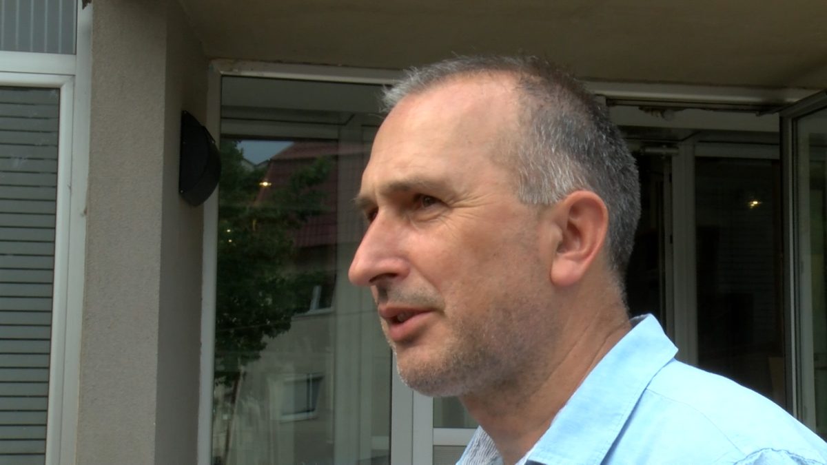 PROFESOR HAJRUDIN MEŠIĆ : IMAO JE SAMO 21 GODINU KADA JE PREŠAO PUT SMRTI DO SLOBODNE TERITORIJE