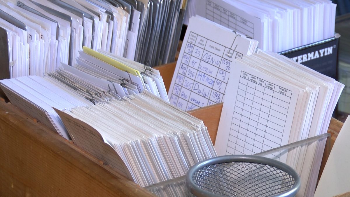 U VOGOŠĆANSKOJ BIBLIOTECI U TOKU BESPLATAN UPIS ZA PREDŠKOLARCE, UČENIKE I STUDENTE, KAO I OSOBE KOJE IMAJU VIŠE OD 65 GODINA ŽIVOTA