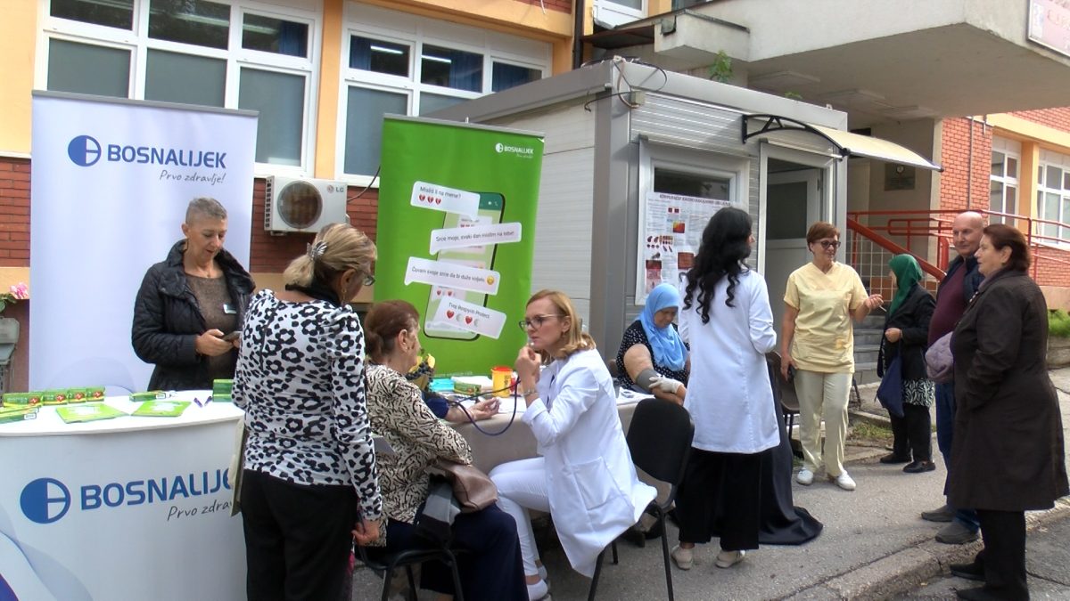 UZ SLOGAN “KORISTI SRCE ZA AKCIJU” ISPRED DOMA ZDRAVLJA  VOGOŠĆA OBILJEŽEN SVJETSKI DAN SRCA