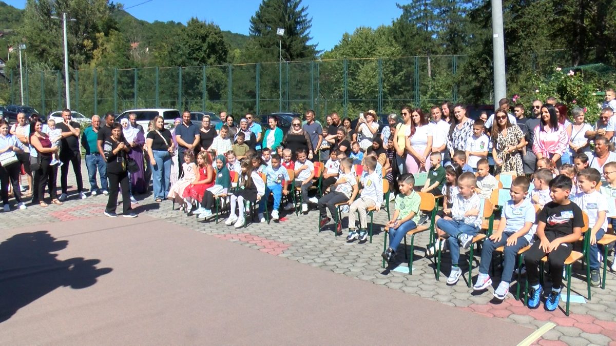 DOBRODOŠLICA PRVAČIĆIMA – POČETAK NOVE ŠKOLSKE 2025/2026. GODINE U OŠ „PORODICE EF. RAMIĆ“