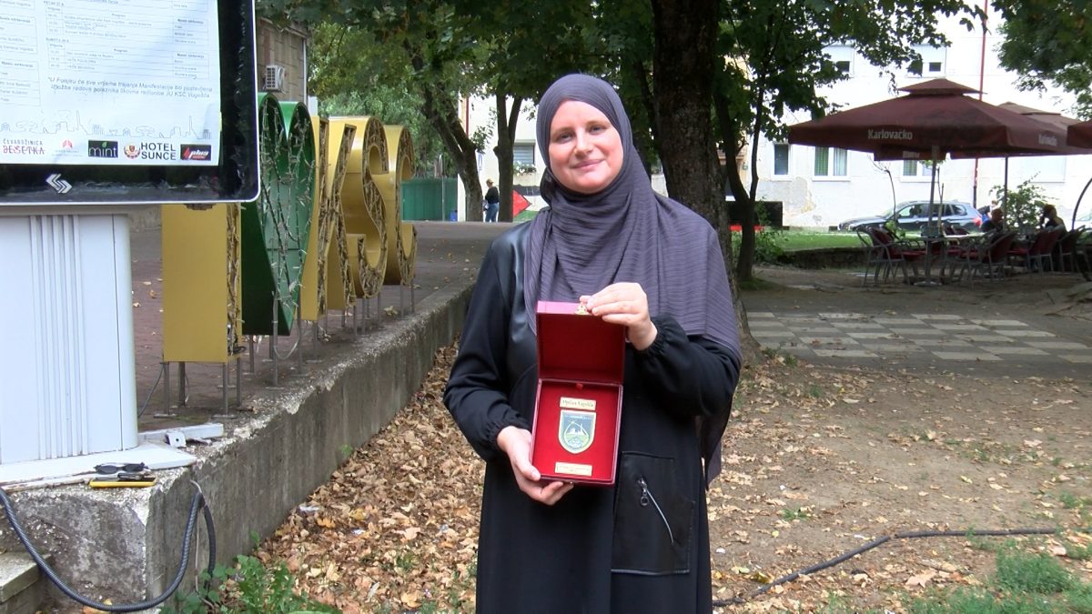 UDRUŽENJE ZA KREATIVNO UČENJE “MAK” JEDNO OD DOBITNIKA ZAHVALNICE OPĆINE VOGOŠĆA