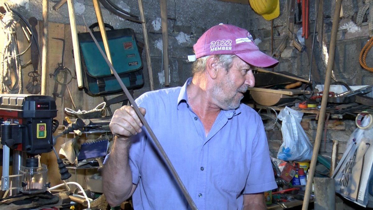 KOVAČ MUJO ALIĆ: „OVAJ ZANAT VRIJEDI KAO SUHO ZLATO“