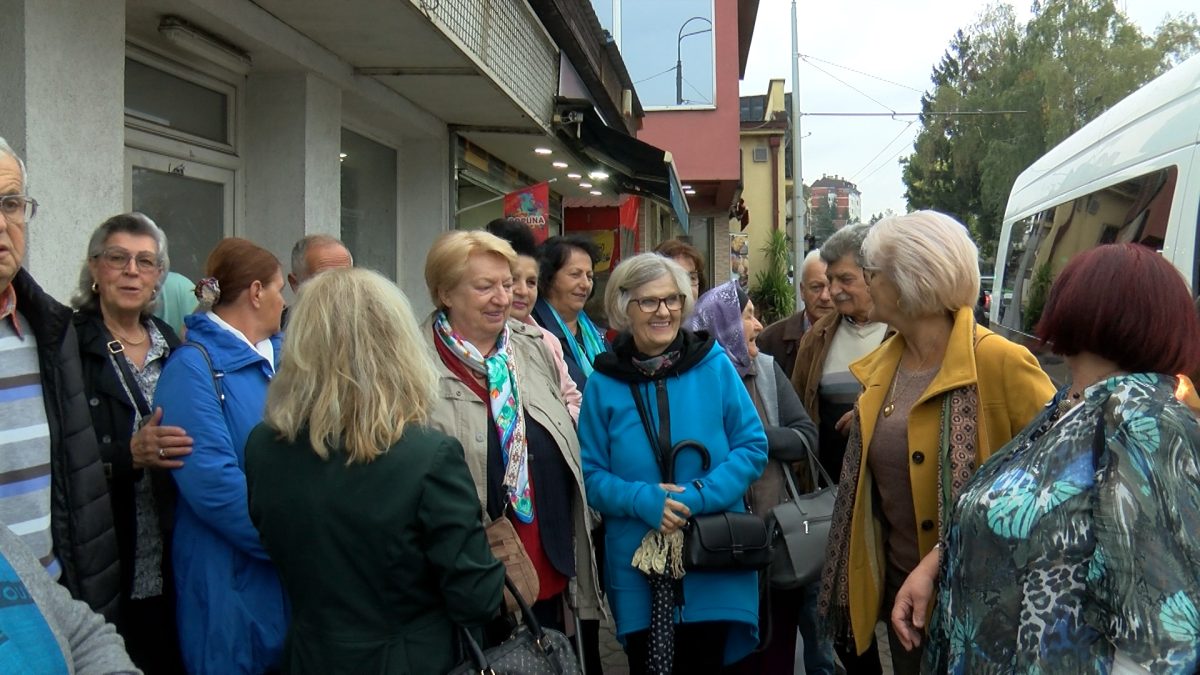KORISNICI CENTRA ZA ZDRAVO STARENJE VOGOŠĆA OBILJEŽILI SVJETSKI DAN STARIJIH OSOBA ZAJEDNIČKIM DRUŽENJEM