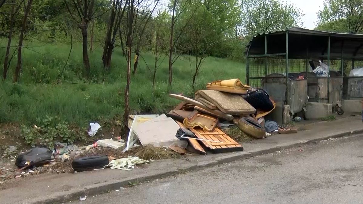 OVOG VIKENDA U VOGOŠĆI AKCIJA PRIKUPLJANJA KABASTOG OTPADA