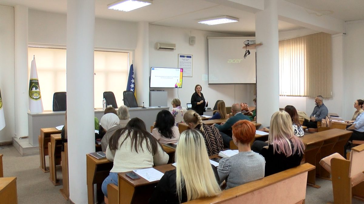 U OPĆINI VOGOŠĆA ODRŽANA RADIONICA ZA UPOSLENIKE U OKVIRU PROJEKTA „POBOLJŠANJE KORPORATIVNE ODGOVORNOSTI ZA LJUDSKA PRAVA U BIH“