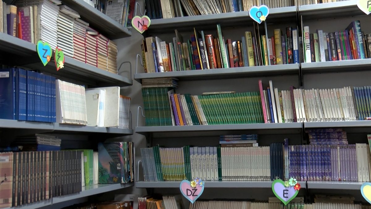 OŠ „ZAHID BARUČIJA” DOBILA DONACIJU KNJIGA ZA ŠKOLSKU BIBLIOTEKU
