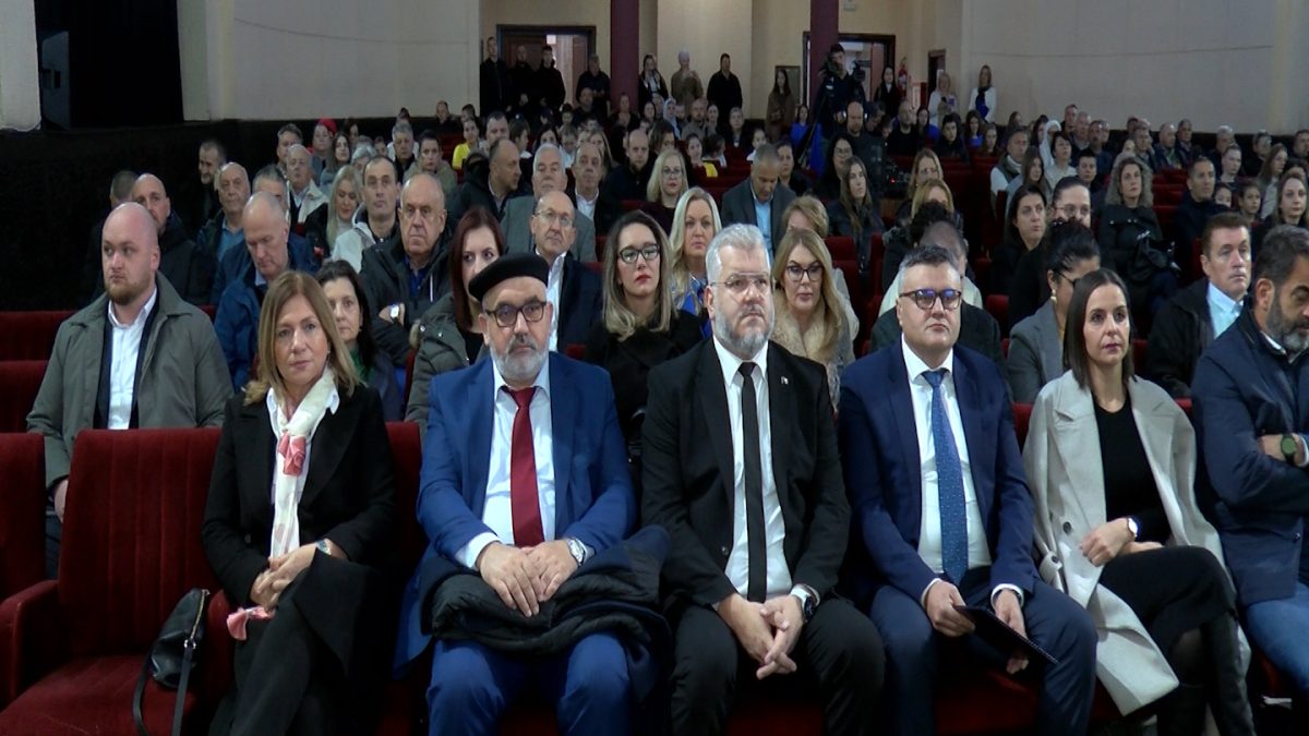 POVODOM DANA DRŽAVNOSTI BIH ODRŽANA SVEČANA SJEDNICA OPĆINSKOG VIJEĆA VOGOŠĆA