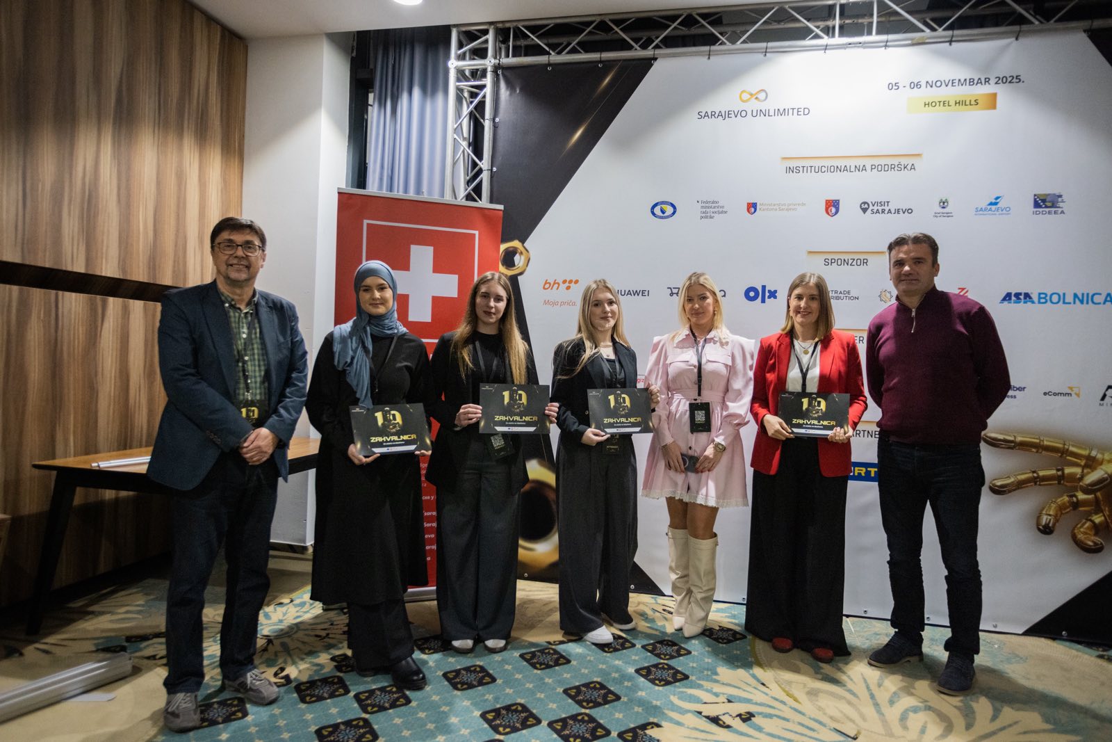 VELIKI USPJEH NA IDEATHONU: UČENICE SŠC VOGOŠĆA OSVOJILE 2. MJESTO SA PROJEKTOM “DIGITALNI VRT”