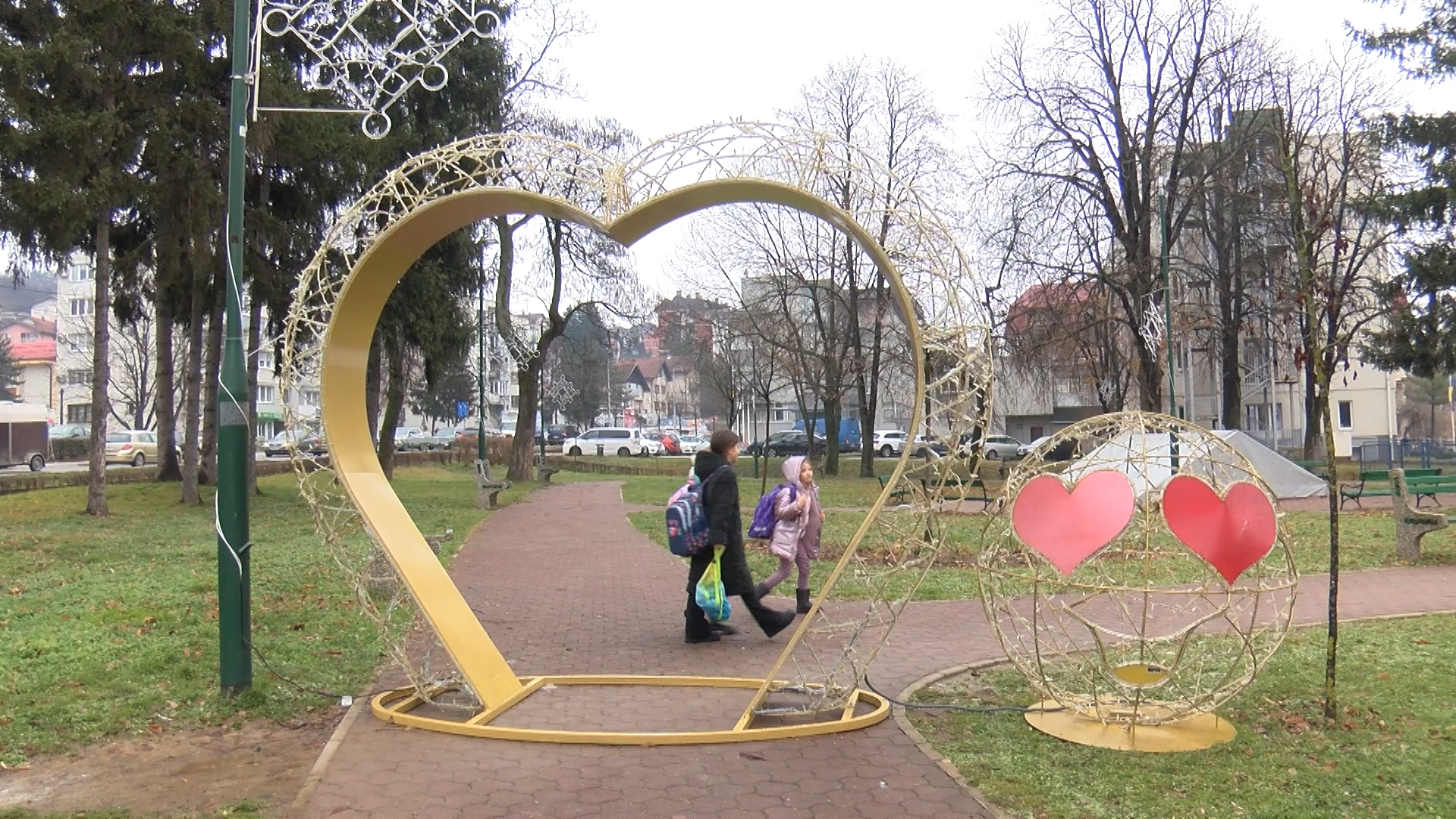 VOGOŠĆA ZASIJALA PRAZNIČNIM SJAJEM