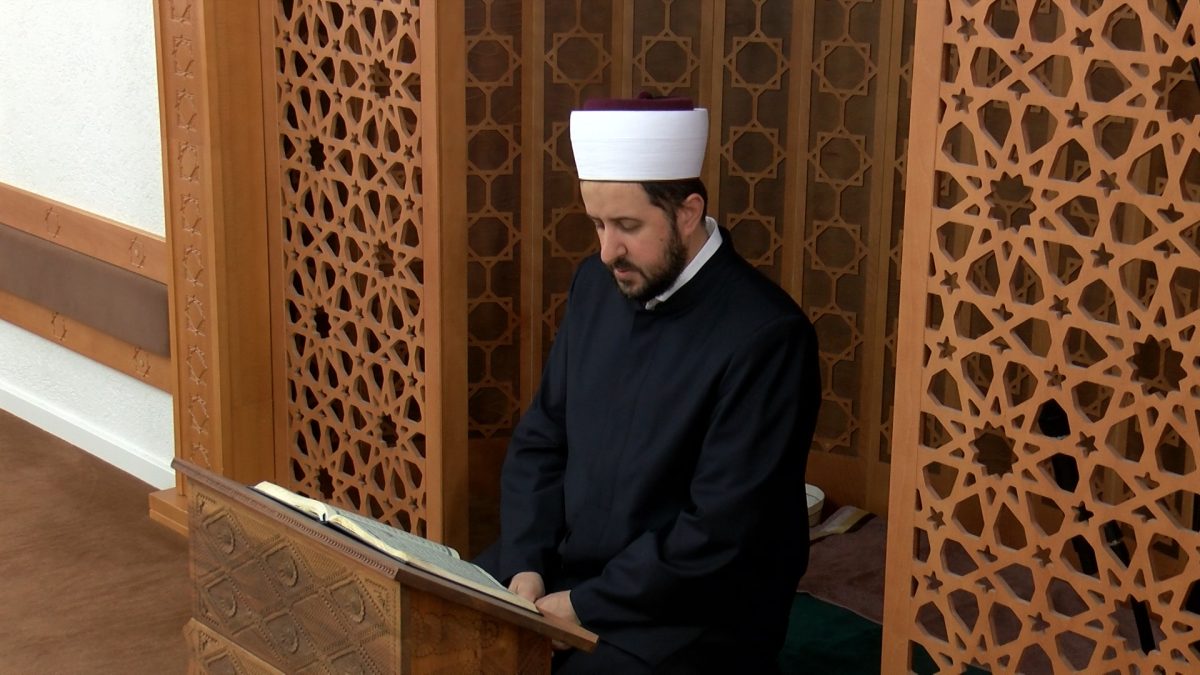 AHMED EF. SERDAREVIĆ NOVI IMAM DŽEMATA ORAHOV BRIJEG