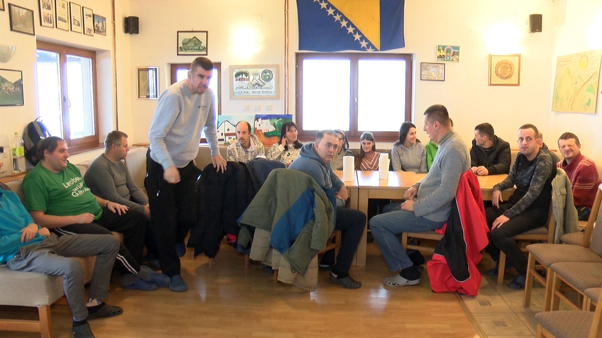 ČLANOVI UDRUŽENJA „OAZA“ BORAVILI U PRELIJEPOM AMBIJENTU PLANINARSKOG DOMA „MOTKA“