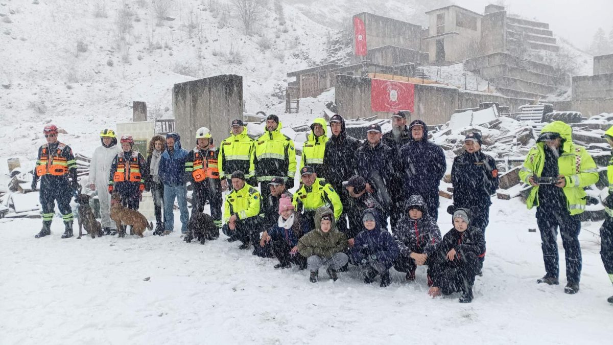 NA POKAZNOJ VJEŽBI TIMOVI K9 VD VOGOŠĆA DEMONSTRIRALI ZAVIDAN NIVO ZNANJA