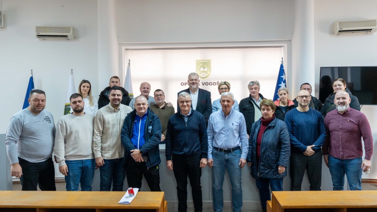 OPĆINA VOGOŠĆA POTPISALA UGOVORE S PREDSTAVNICIMA 19 SPORTSKIH UDRUŽENJA
